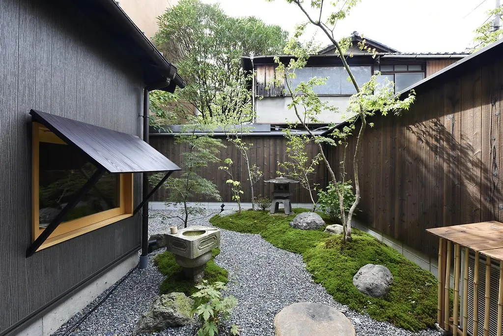 Kuraya Jurakudai Villa Kyoto 0*,  Japan