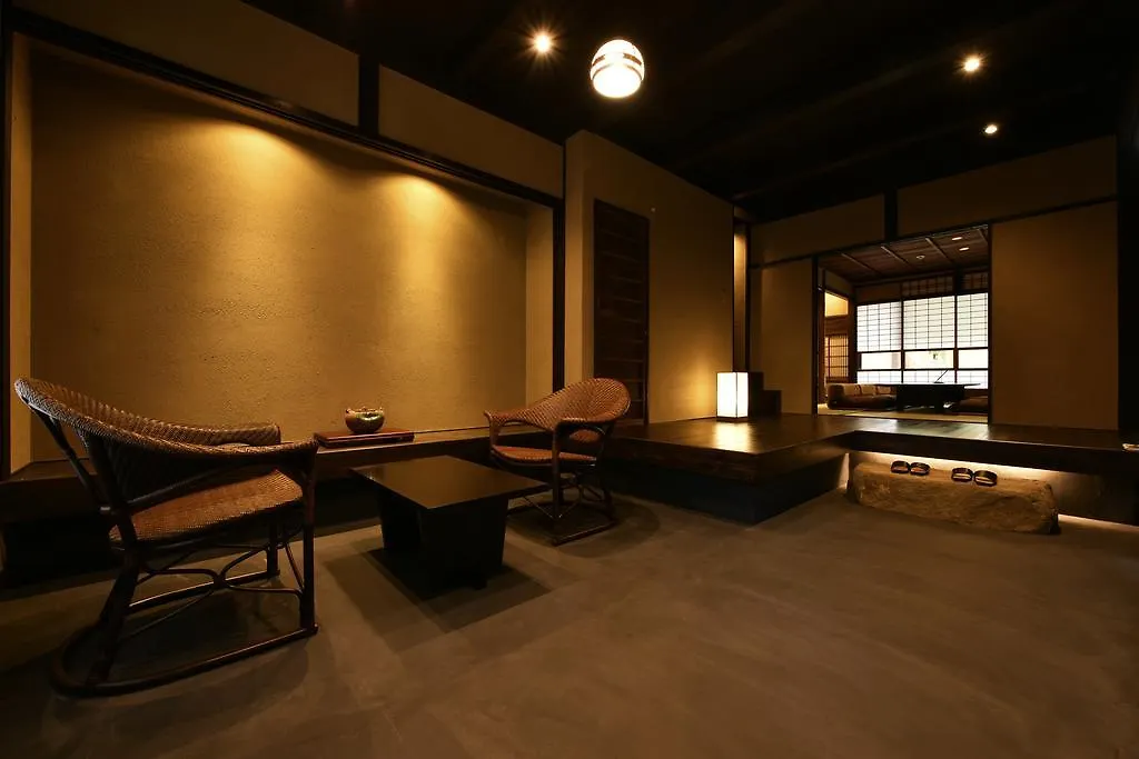 Kuraya Jurakudai Villa Kyoto