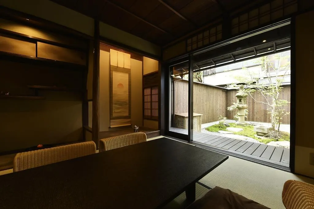 Kuraya Jurakudai Villa Kyoto Japan